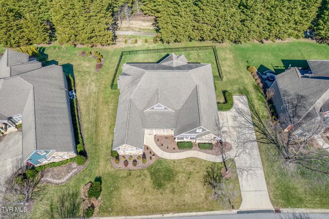 2129 Highland Falls Court, Johnson City, TN 37615