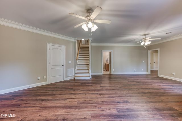 2129 Highland Falls Court, Johnson City, TN 37615