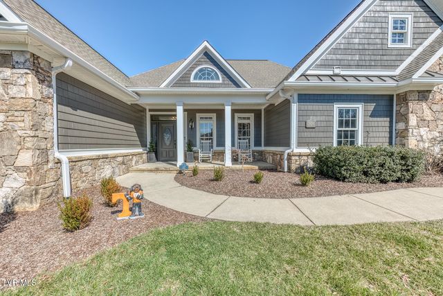 2129 Highland Falls Court, Johnson City, TN 37615