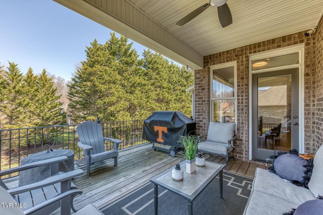 2129 Highland Falls Court, Johnson City, TN 37615