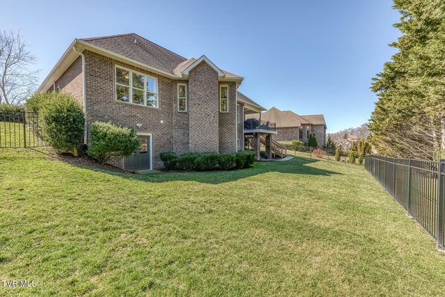 2129 Highland Falls Court, Johnson City, TN 37615