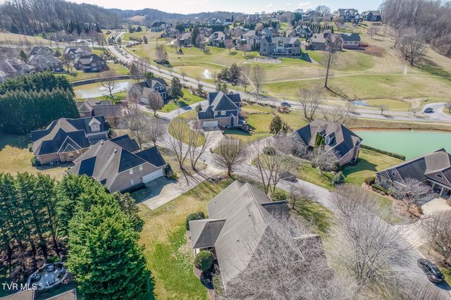 2129 Highland Falls Court, Johnson City, TN 37615