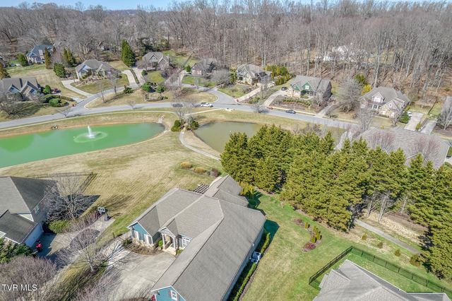 2129 Highland Falls Court, Johnson City, TN 37615