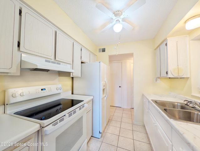 190 E Olmstead Drive H3, Titusville, FL 32780