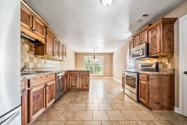 583 ROSEMARK DR, Atoka, TN 38004