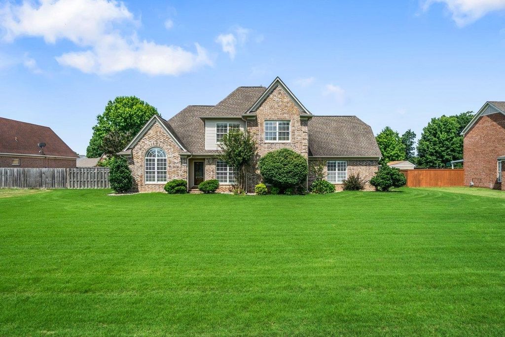 583 ROSEMARK DR, Atoka, TN 38004