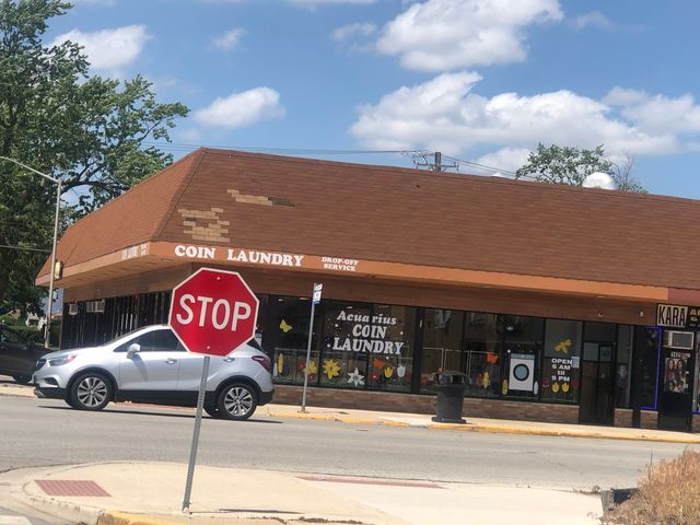 1431 W Roosevelt Road, Broadview, IL 60155