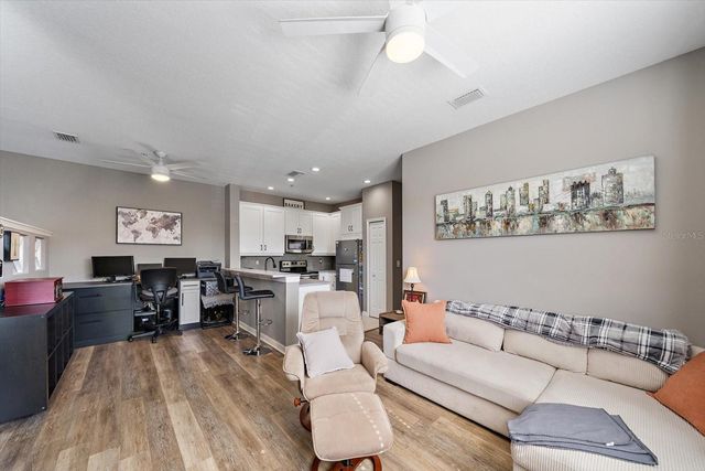 4206 VIA PIEDRA CIRCLE 3-202, Sarasota, FL 34233