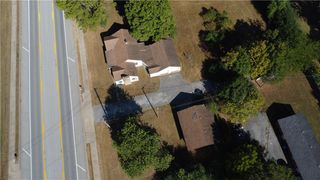 4060 E Huntsville Road, Fayetteville, AR 72701
