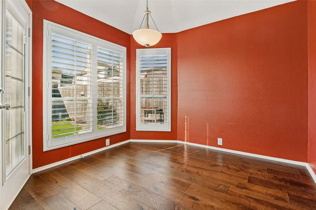 1604 Park Chase Avenue, Arlington, TX 76011