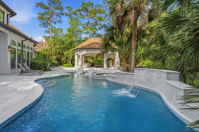 63 NW Chancery Place NW, The Woodlands, TX 77381
