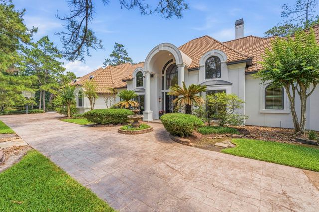 63 NW Chancery Place NW, The Woodlands, TX 77381
