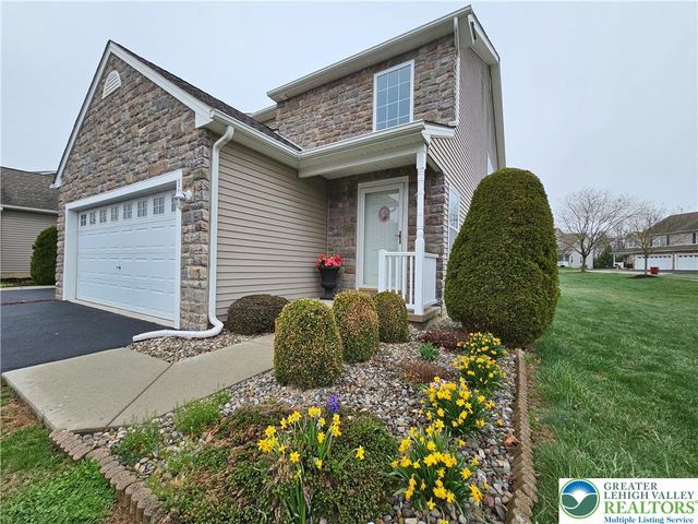 805 Fieldstone Trail, Forks Twp, PA 18040