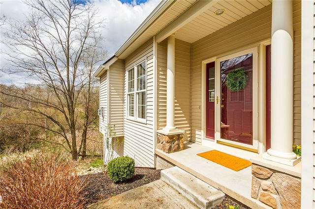 1098 Yorkshire Way, Victor, NY 14564