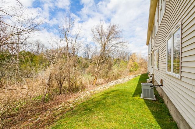 1098 Yorkshire Way, Victor, NY 14564