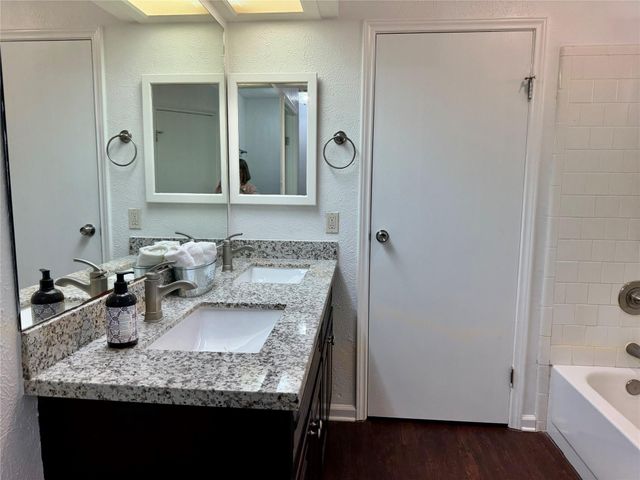 10 S Greenbud Court, The Woodlands, TX 77380