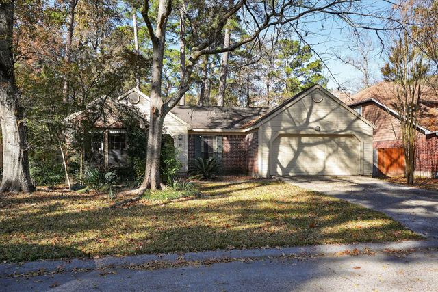 10 S Greenbud Court, The Woodlands, TX 77380
