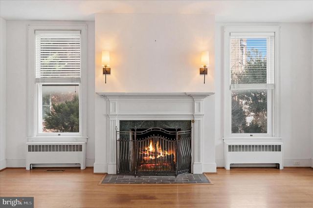 217 W BOSCAWEN ST, Winchester, VA 22601