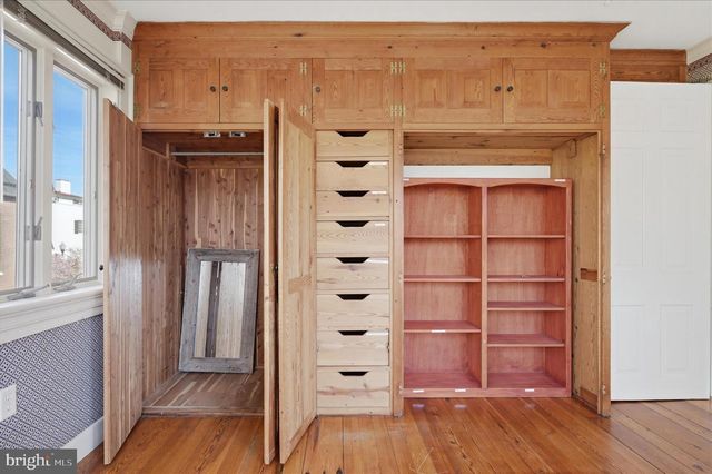 217 W BOSCAWEN ST, Winchester, VA 22601