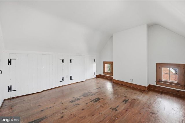 217 W BOSCAWEN ST, Winchester, VA 22601