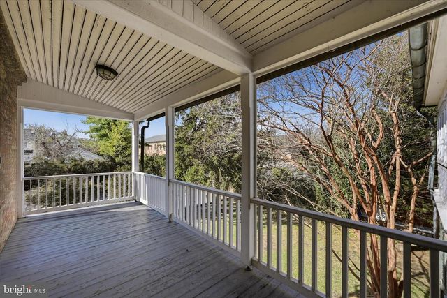 217 W BOSCAWEN ST, Winchester, VA 22601