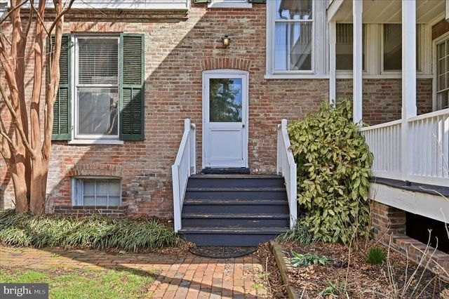 217 W BOSCAWEN ST, Winchester, VA 22601