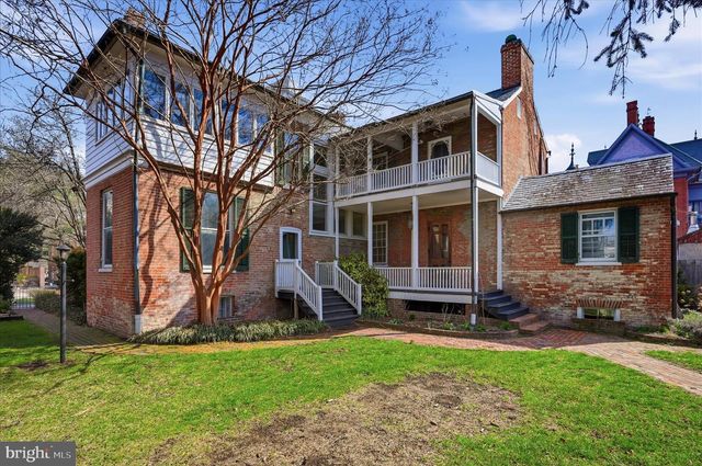 217 W BOSCAWEN ST, Winchester, VA 22601