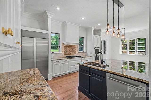 703 Sainte Rose Lane, Charlotte, NC 28226