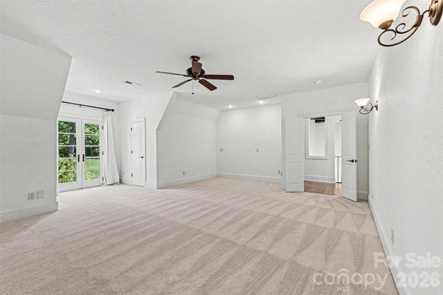 703 Sainte Rose Lane, Charlotte, NC 28226