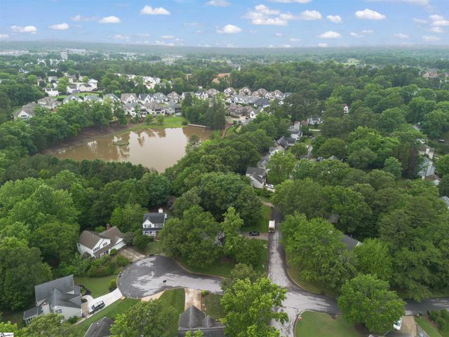 6 S Penobscot Court, Simpsonville, SC 29681