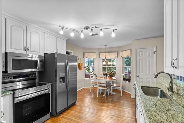6 S Penobscot Court, Simpsonville, SC 29681