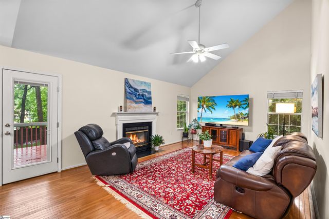6 S Penobscot Court, Simpsonville, SC 29681