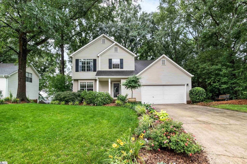 6 S Penobscot Court, Simpsonville, SC 29681