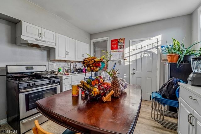 70 Genessee Ave, Paterson City, NJ 07503