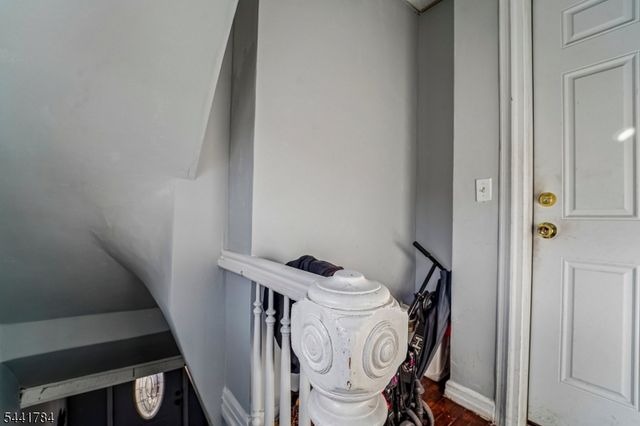 70 Genessee Ave, Paterson City, NJ 07503