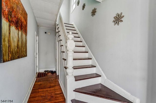 70 Genessee Ave, Paterson City, NJ 07503