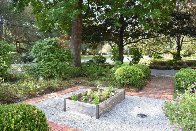 3135 CLOVERDALE Road, Montgomery, AL 36106