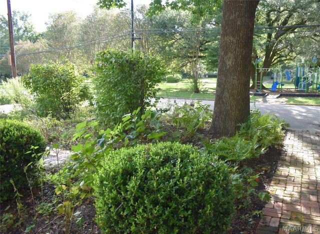 3135 CLOVERDALE Road, Montgomery, AL 36106