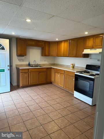 211 N FURNACE ST, Birdsboro, PA 19508