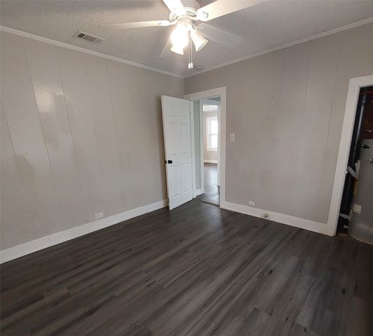 1130 W Shepherd Street, Denison, TX 75020