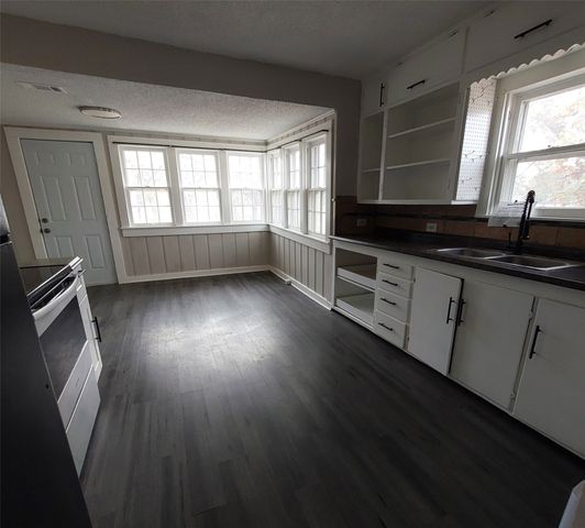 1130 W Shepherd Street, Denison, TX 75020