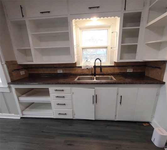 1130 W Shepherd Street, Denison, TX 75020