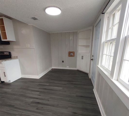 1130 W Shepherd Street, Denison, TX 75020