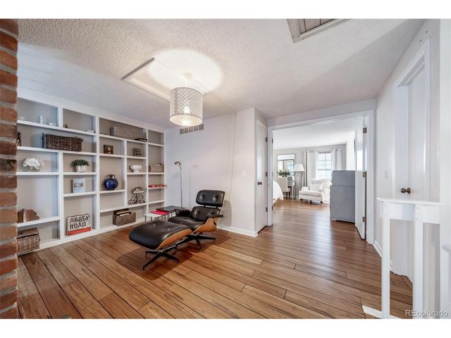 2874 W Long Dr B, Littleton, CO 80120