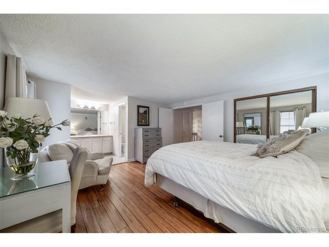 2874 W Long Dr B, Littleton, CO 80120