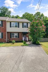 911 Waggoner Ct, E, Nashville, TN 37214