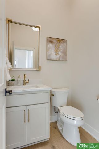 20658 Laurel Avenue, Elkhorn, NE 68022