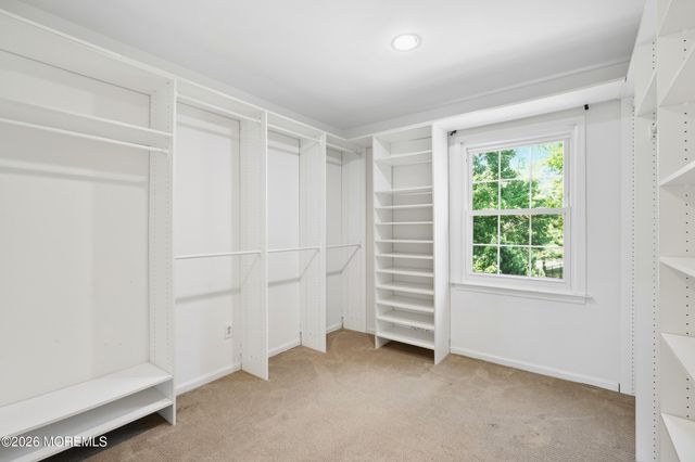 2 Oxford Lane, Eatontown, NJ 07724