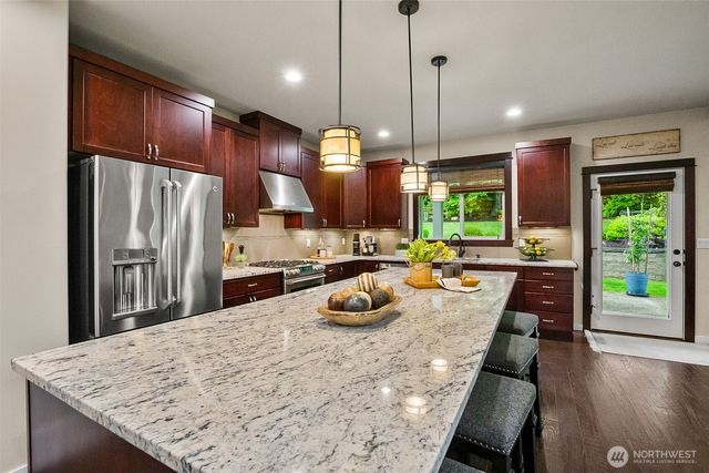 10910 204th Avenue SE, Snohomish, WA 98290
