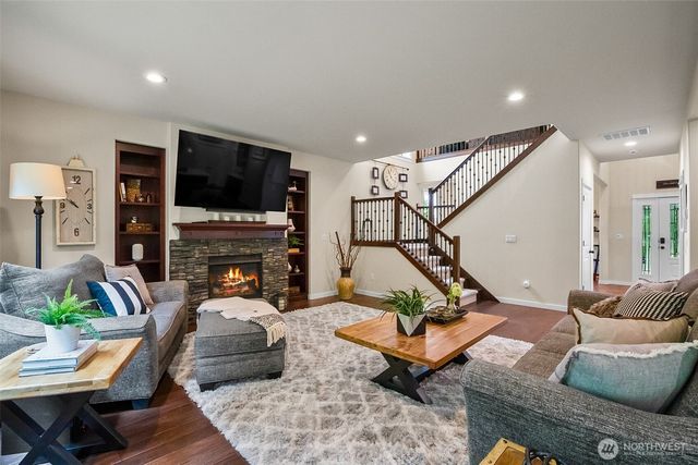 10910 204th Avenue SE, Snohomish, WA 98290